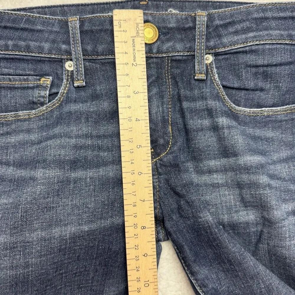 American Eagle Women's Skinny Stretch Short Jeans Dark Wash Blue Size 8